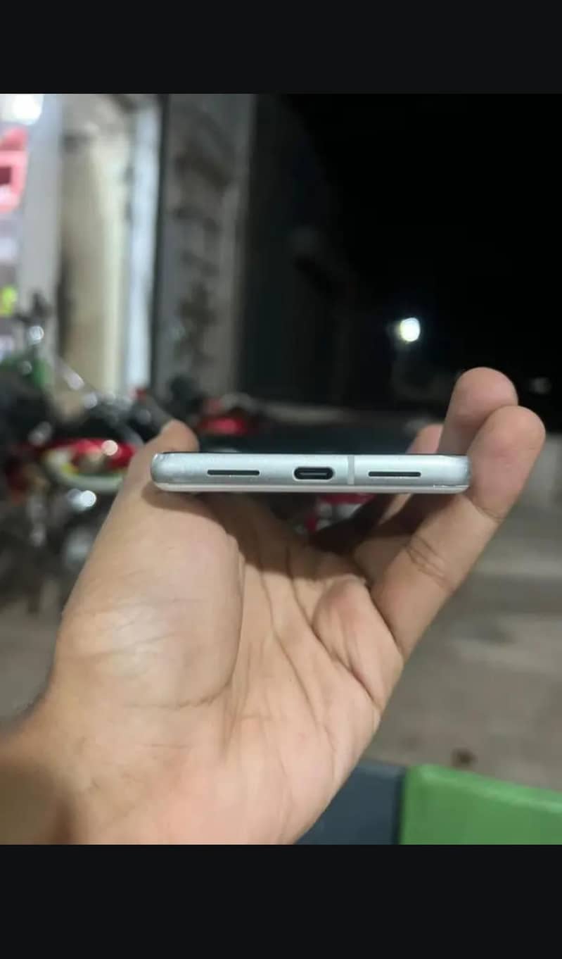Google Pixel 7 2