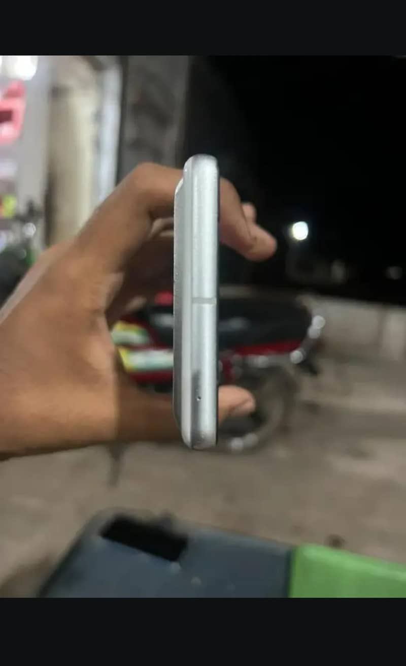 Google Pixel 7 3