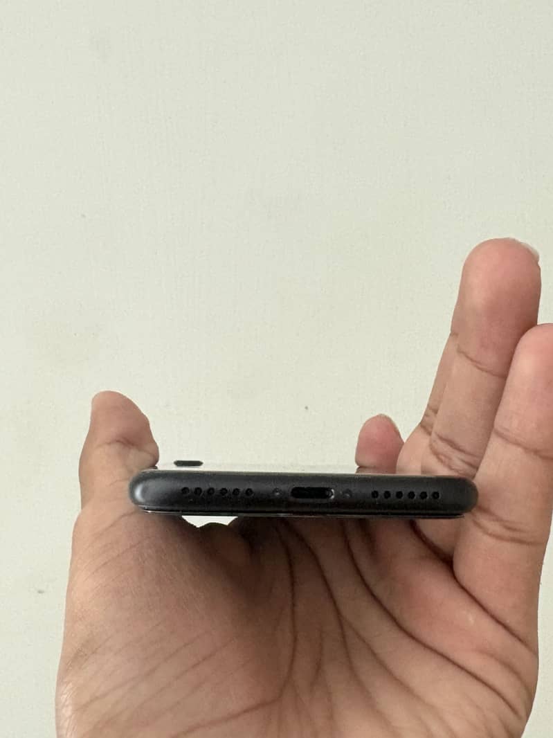 iPhone SE 1