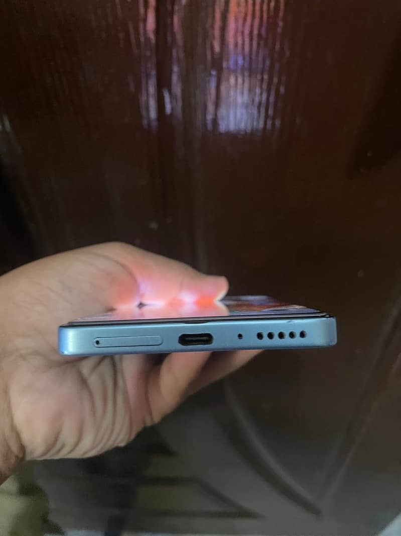 Xiaomi Redmi Note 13s 4