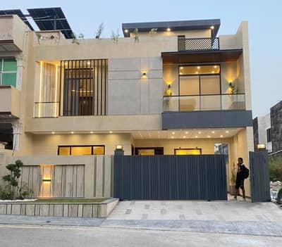 10 Marla ( 35*70 in Block B ) Modern Luxurious Designer House For Sale In Multi Gardens B-17 ISLAMABAD