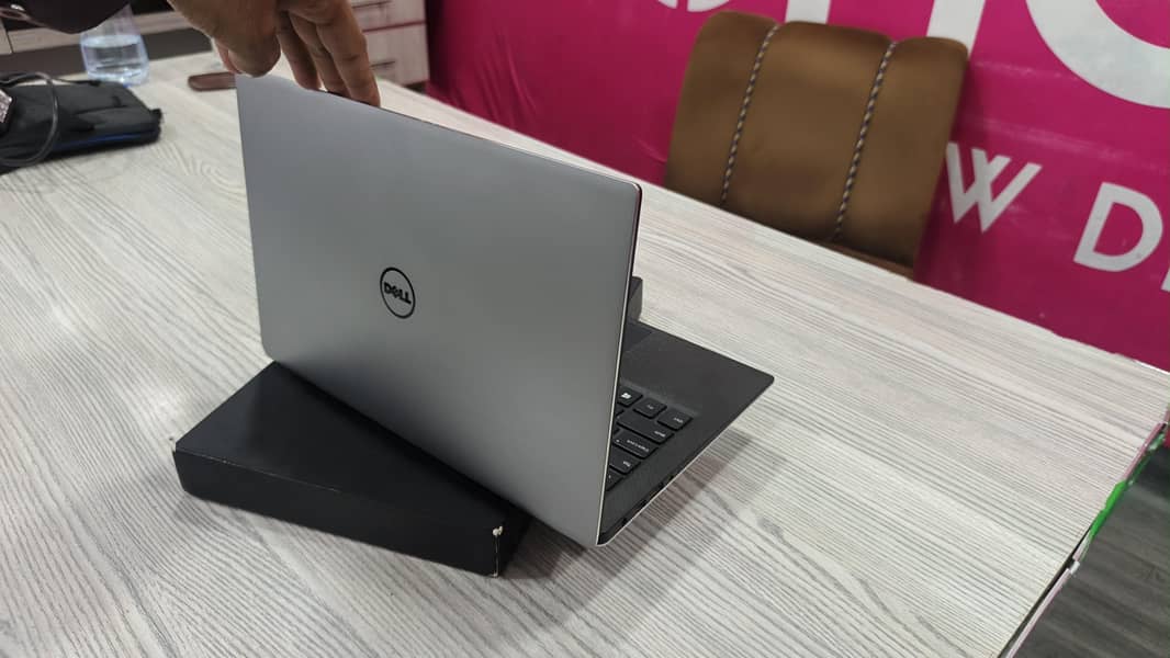 Dell XPS 7