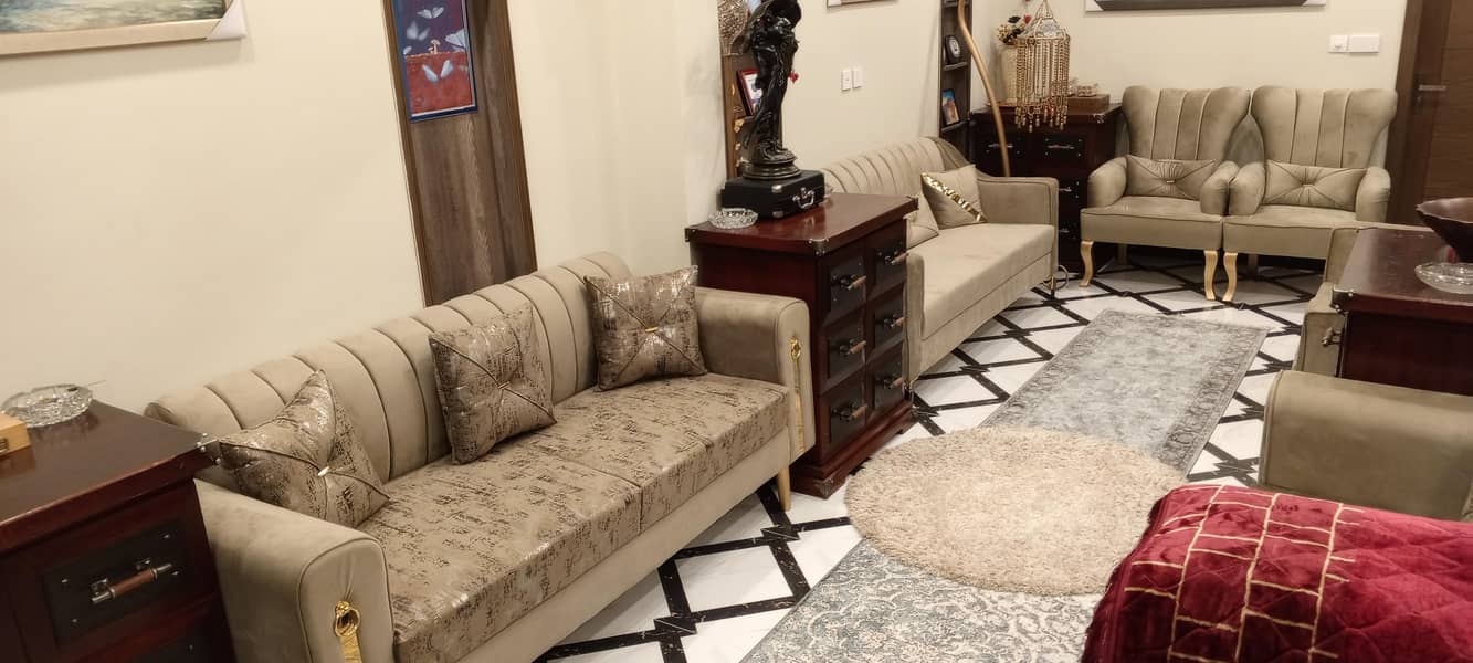 7 Sofa set / Bed set / Console / Carpets / centre table / Drcors 2