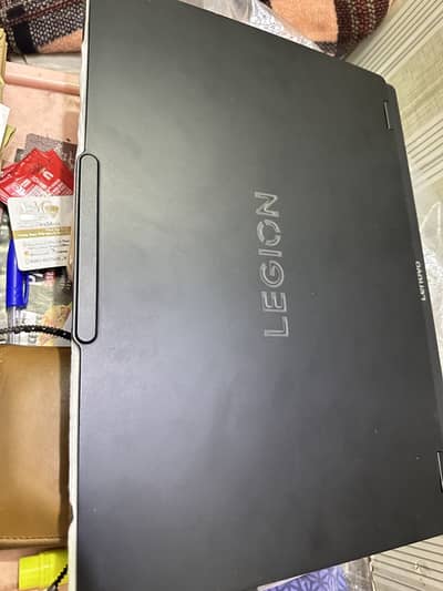 mint gaming laptop with 5060 Nvidia graphics card