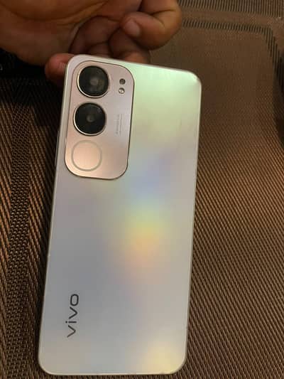 Vivo Y19s