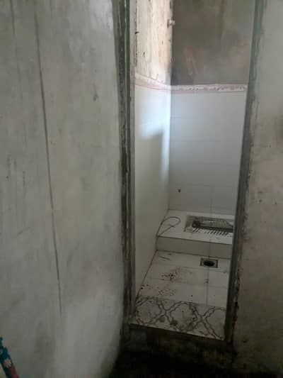 Old but fully furnished double room House Like a Hostel with Bed , Fridge sofa set etc