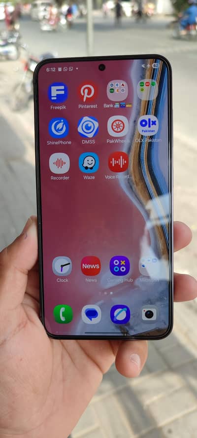 Samsung Mobile S24