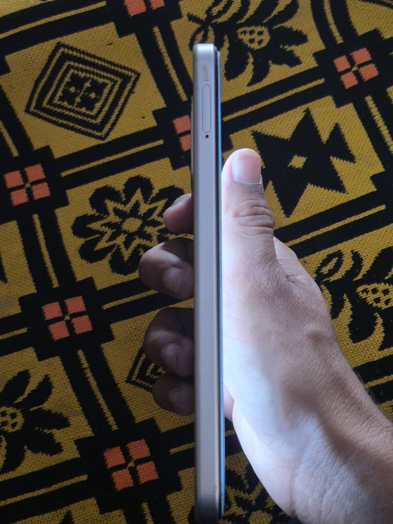 OPPO A6 3