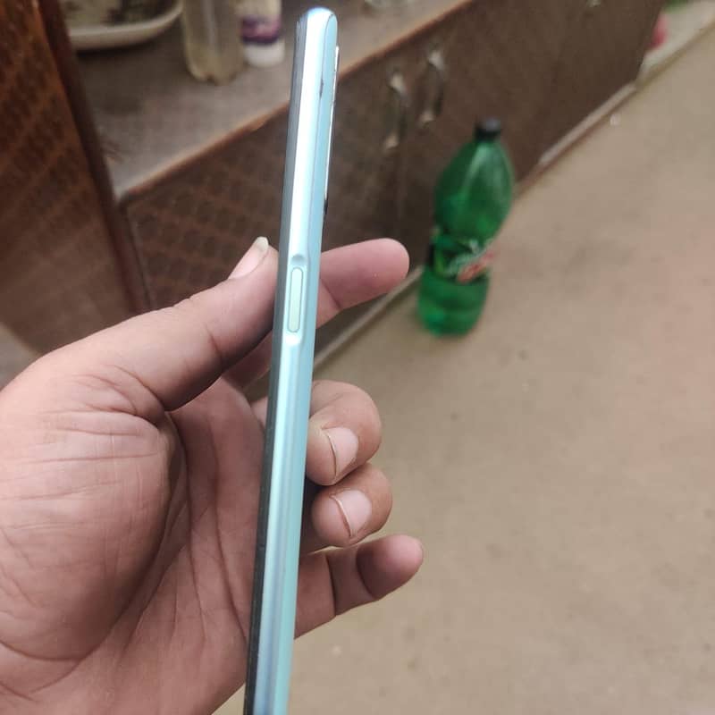 OPPO A76 5