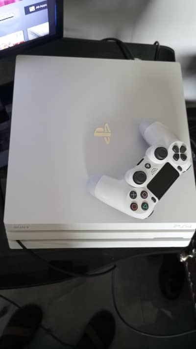 Playstation 4 pro (White) for sale