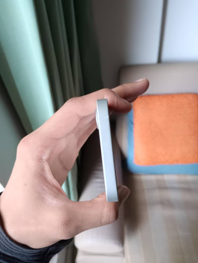 Apple iPhone 17e 2