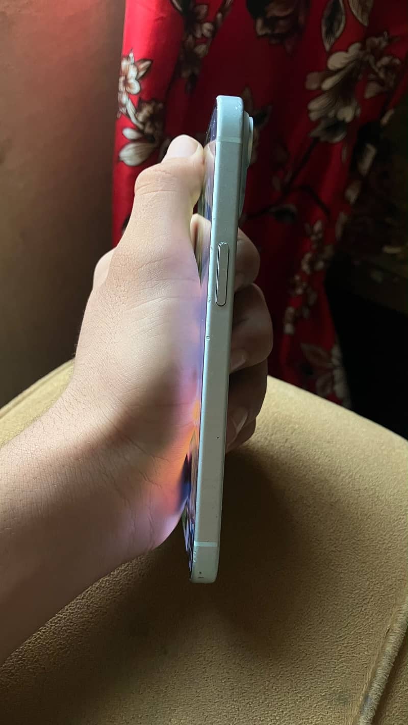 Apple iPhone 15 0