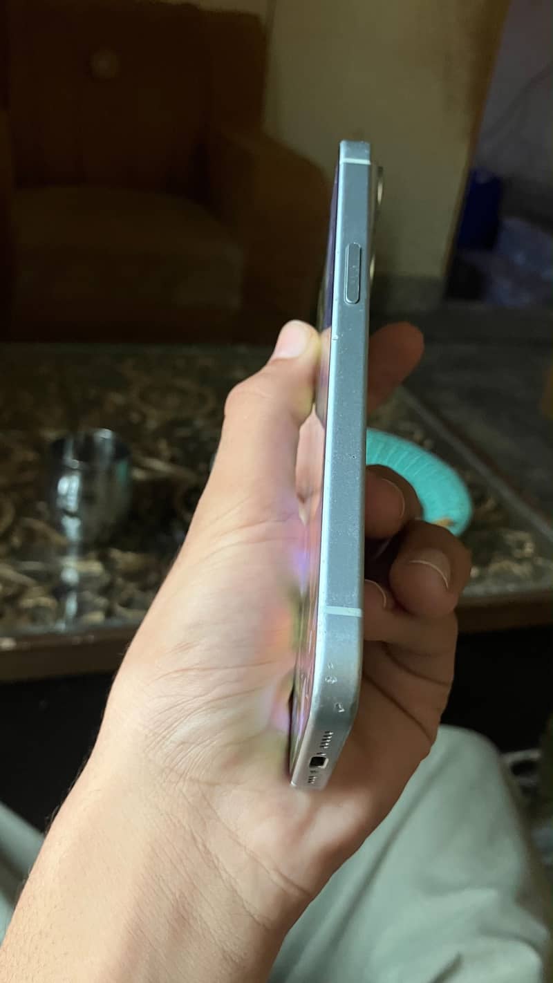 Apple iPhone 15 1