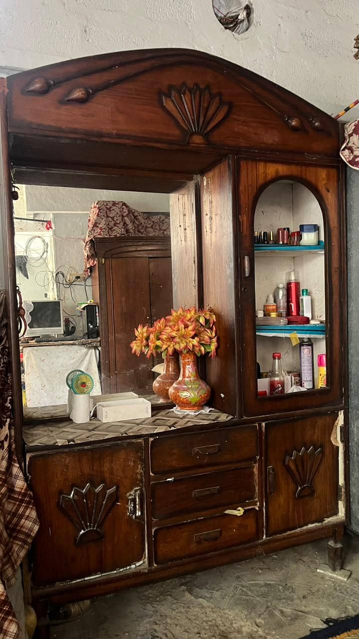 Dressing Mirror 1