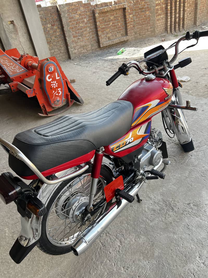 Honda CD70 24+25 Model 1