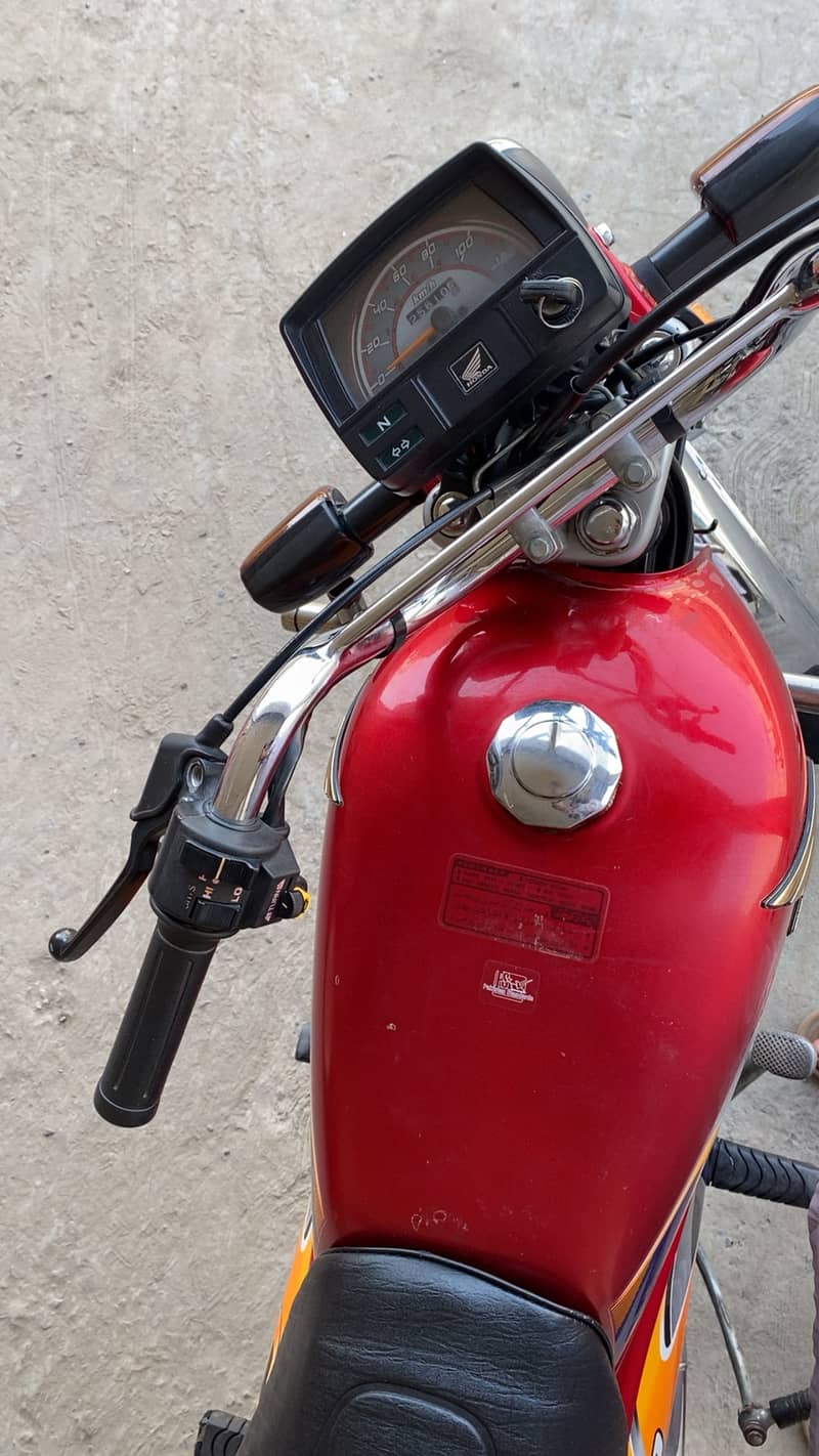 Honda CD70 24+25 Model 4
