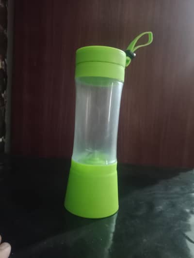 portable juicer blender