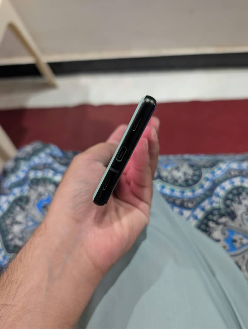 Google Pixel 6a 5