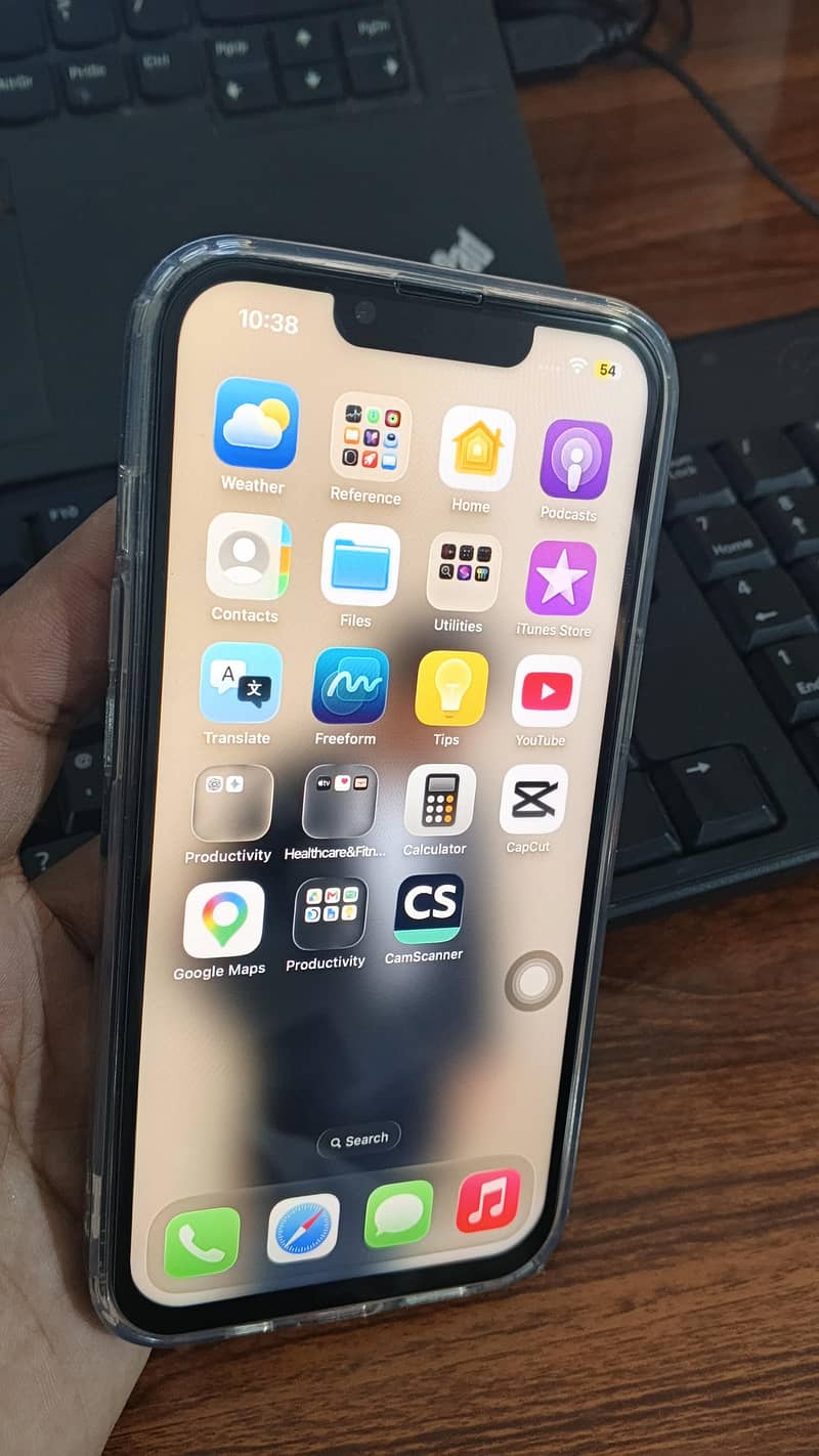 Apple iPhone 13 1