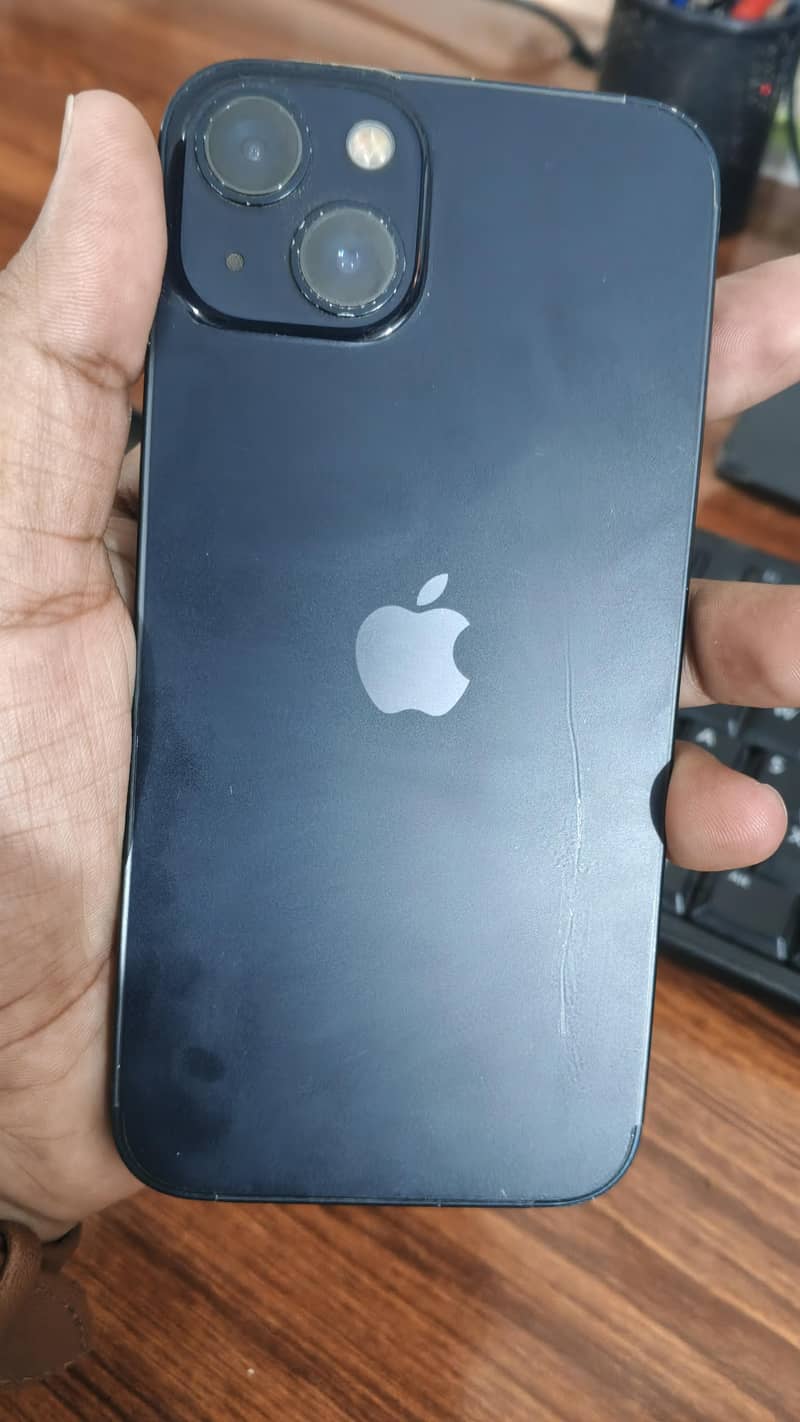 Apple iPhone 13 8