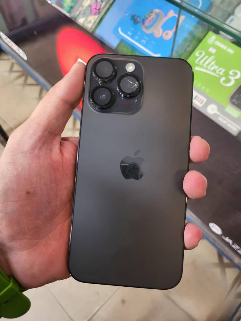 Apple iPhone 14 Pro Max 1