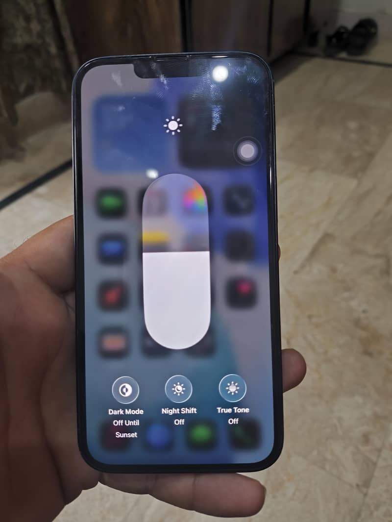 Apple iPhone 14 5