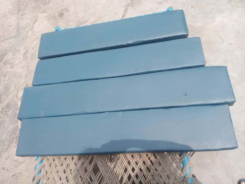 bench 2