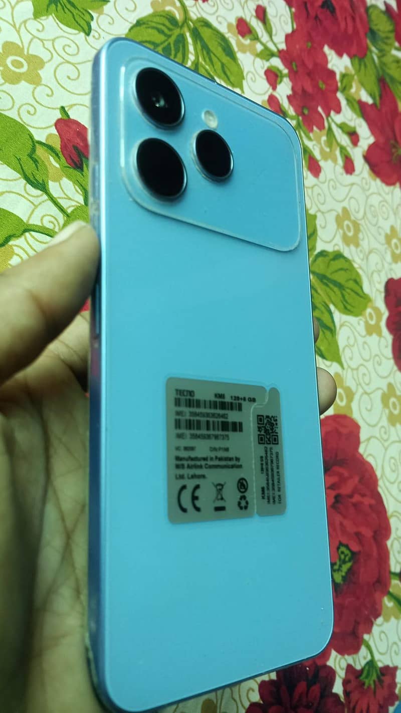 Tecno spark 40 5