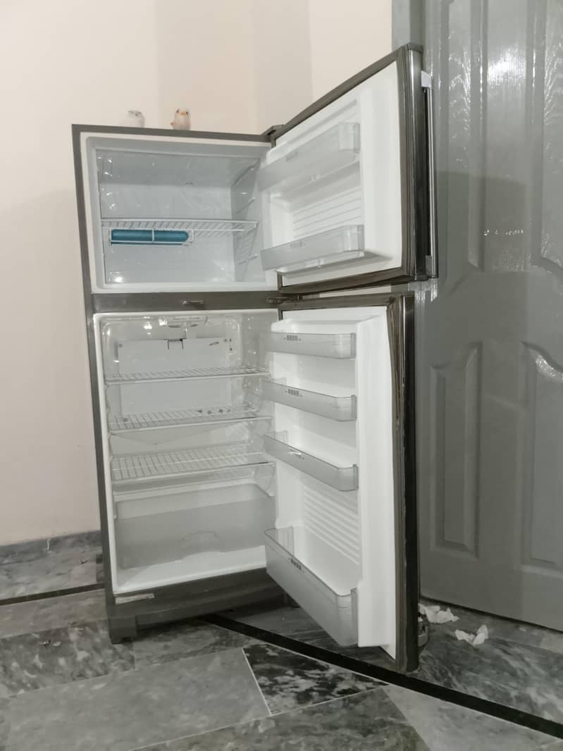 Dawlance medium size model 9170 2