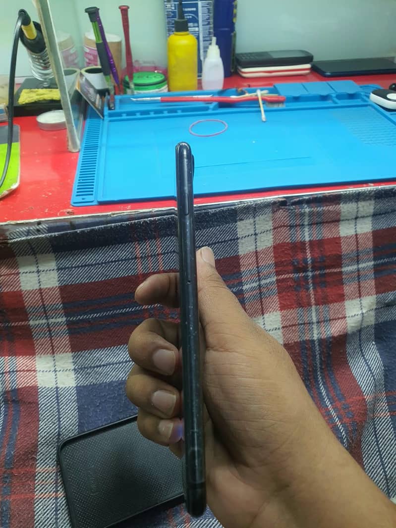Apple iPhone 7 Plus 3
