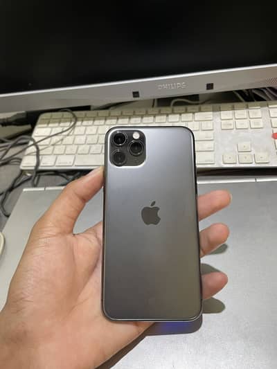 Apple iPhone 11 Pro factory unlock sim working