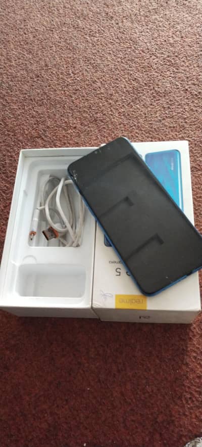 Realme 5