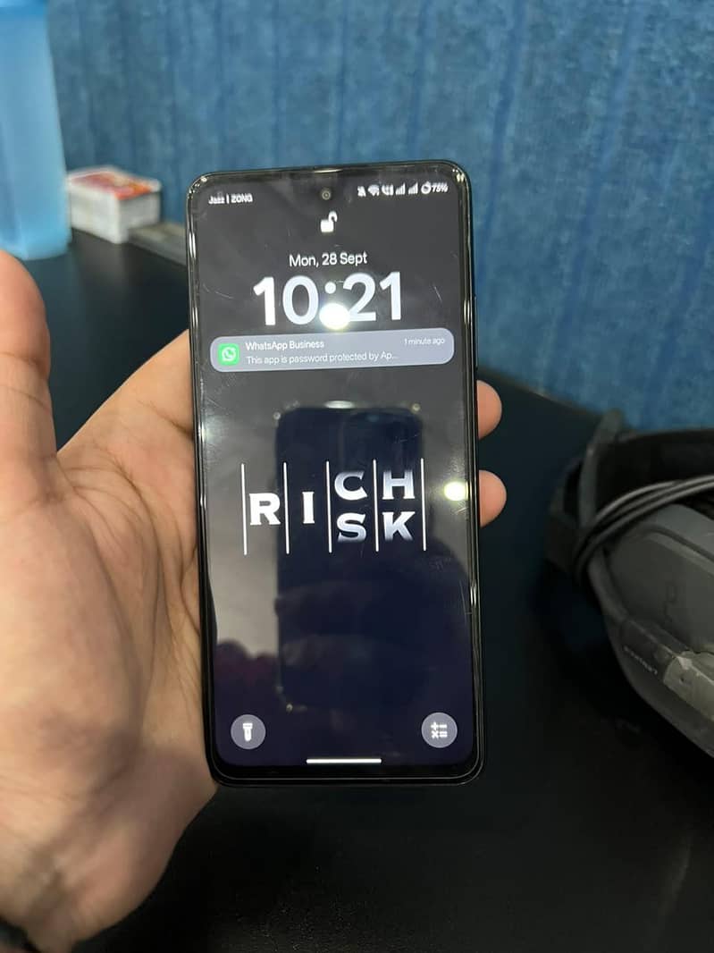 OPPO A60 4