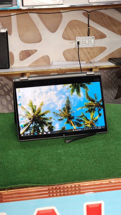 Lenovo yoga L13 Core i5 10th generation 16gb ram 256gb ssd touch flip