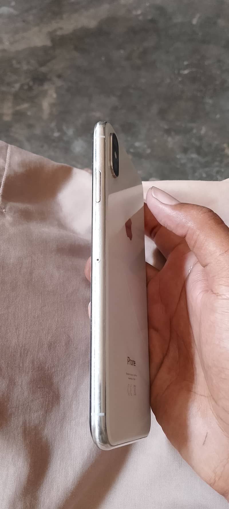 Apple iPhone X 3