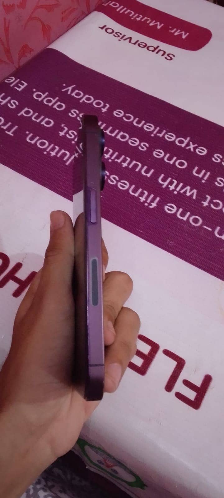 Apple iPhone 14 Pro 1