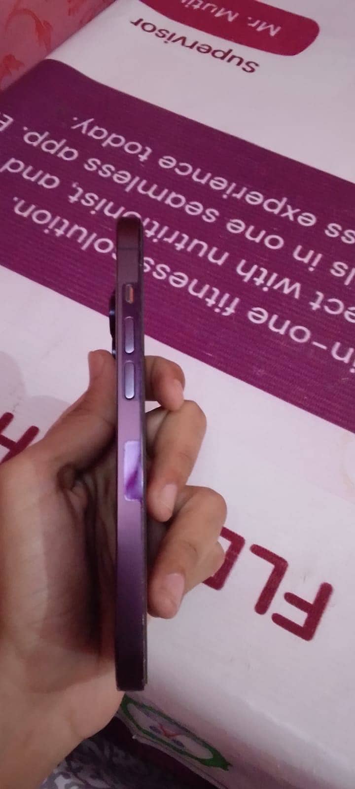 Apple iPhone 14 Pro 4