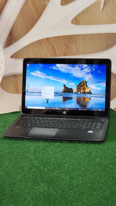 hp zbook 15u core i7 6th gen 8gb ram 256gb 2gb graphics card Touch
