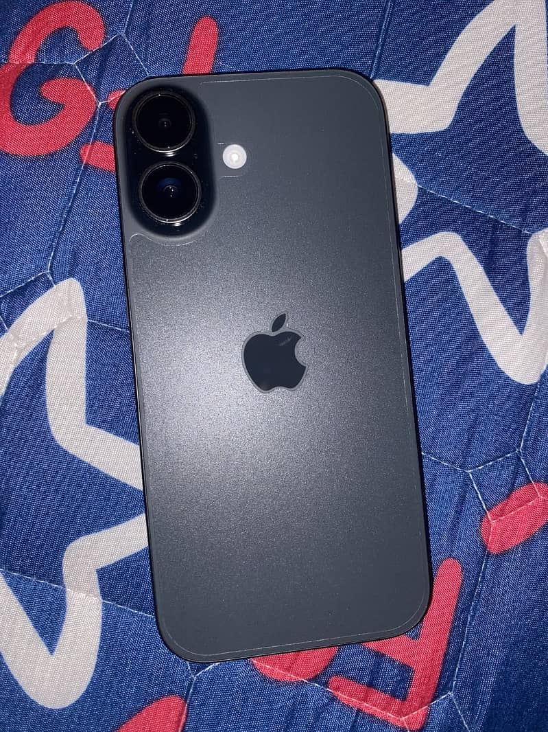 Iphone 16 with box 0