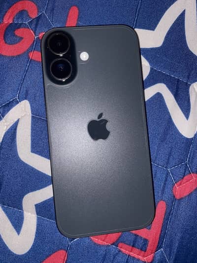 Apple iPhone 16
