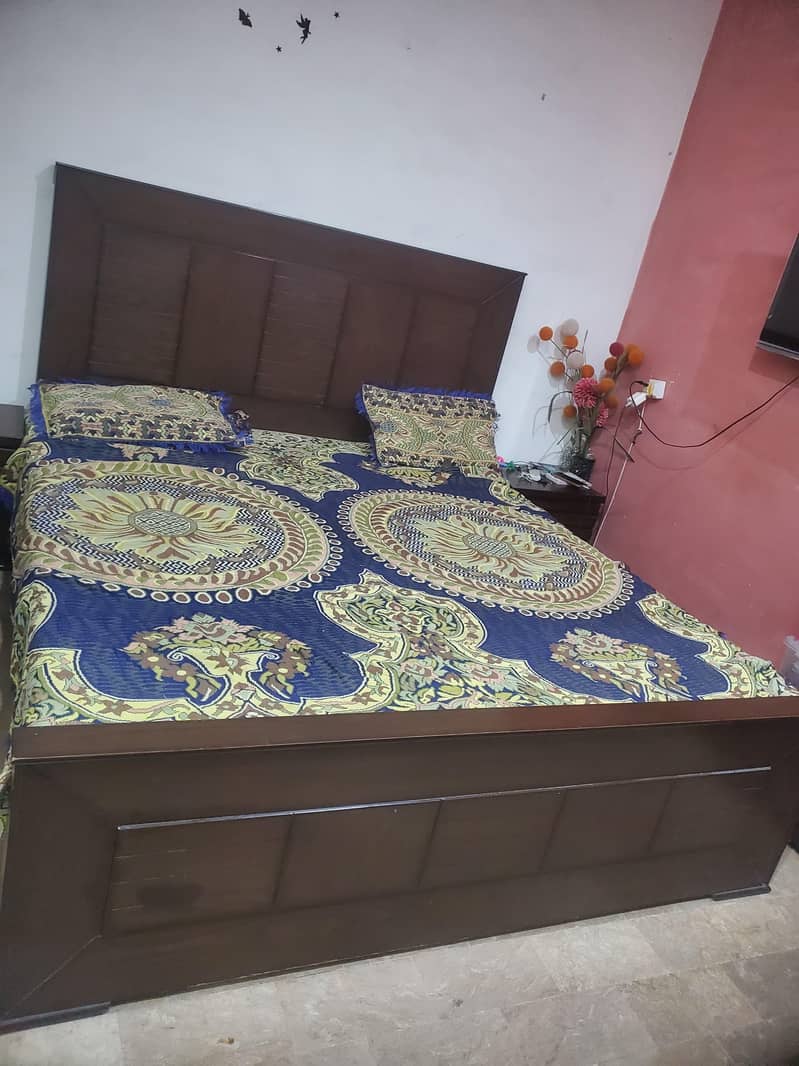 double bed 0