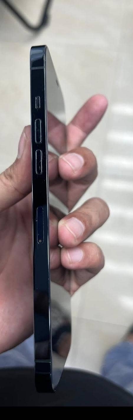 Apple iPhone 12 Pro Max 1