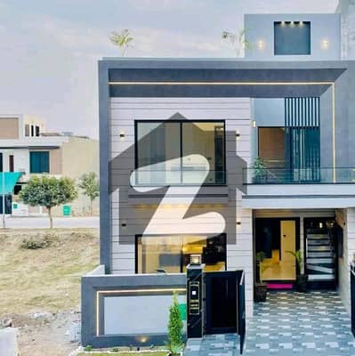 5 Marla Brand New House Available For Sale