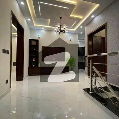 5 Marla Brand New House Available For Sale