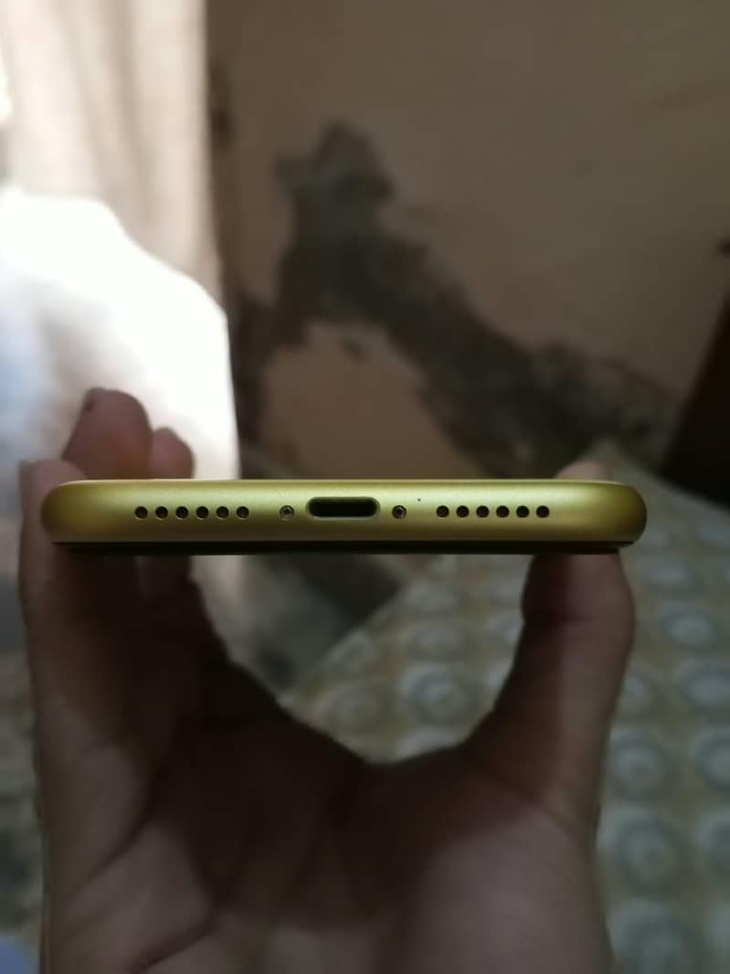 Apple iPhone 11 2