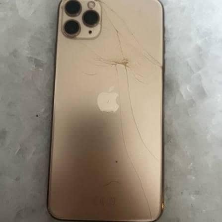 Apple iPhone 11 Pro Max 0