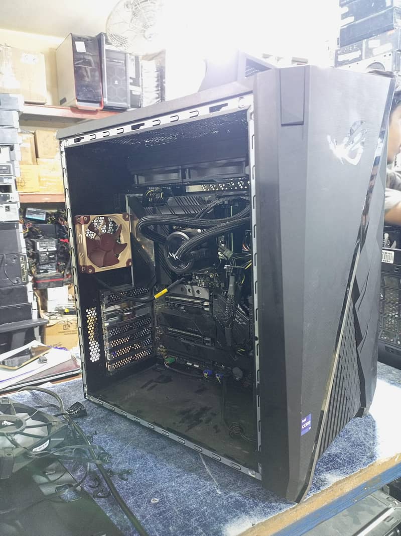 ASUS ROG STRIX. complete build. 1