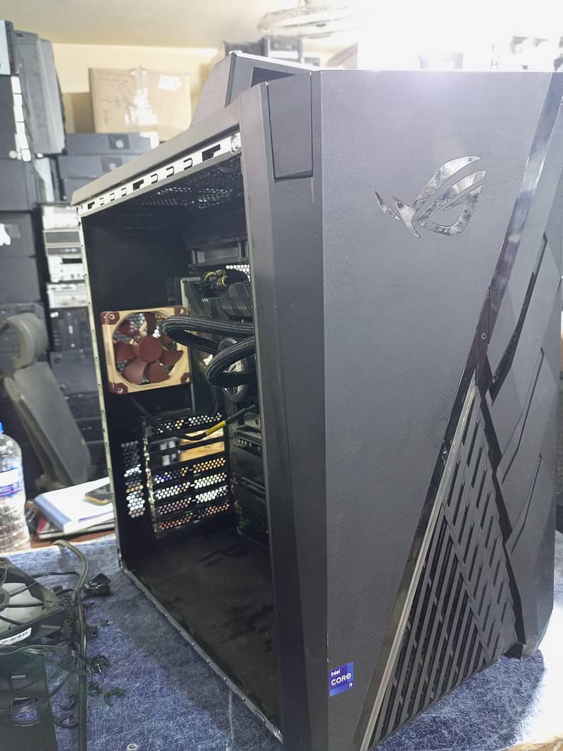 ASUS ROG STRIX. complete build. 8