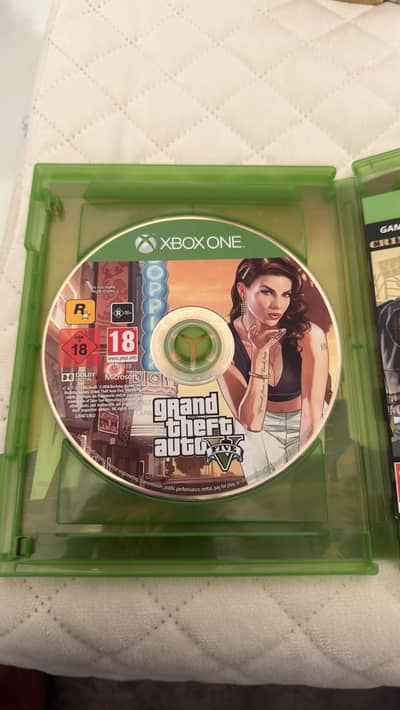 GTA 5 premium edition CD disc