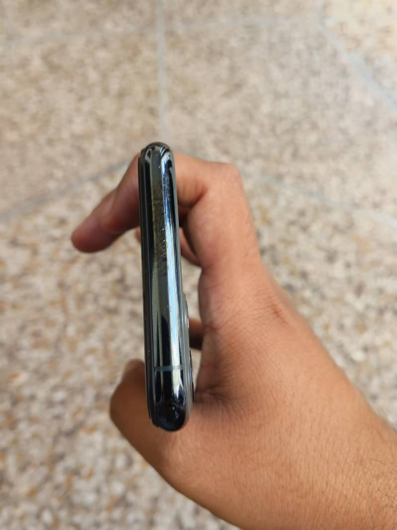 Apple iPhone 11 Pro 5